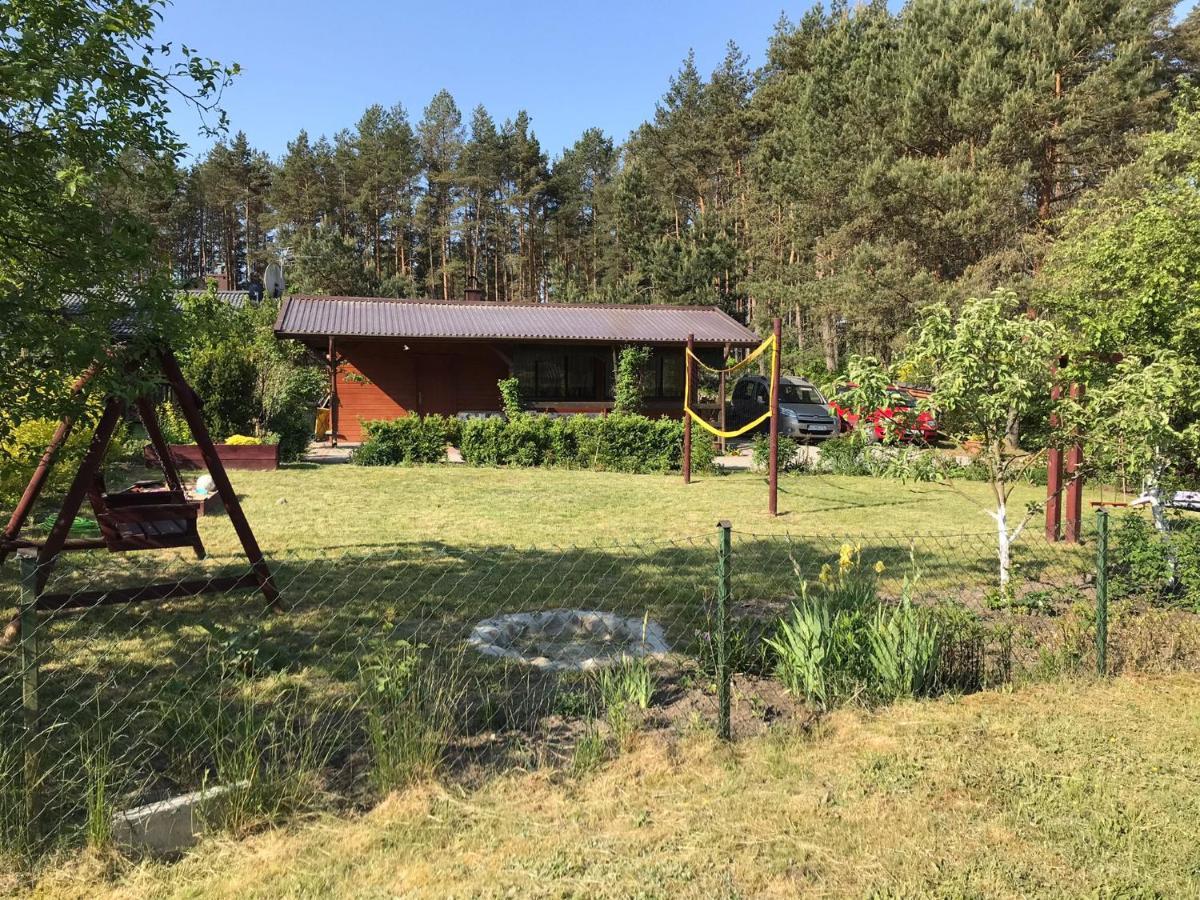 Domek Letniskowy Nad Jeziorem Wiejskim Lakie Exterior photo